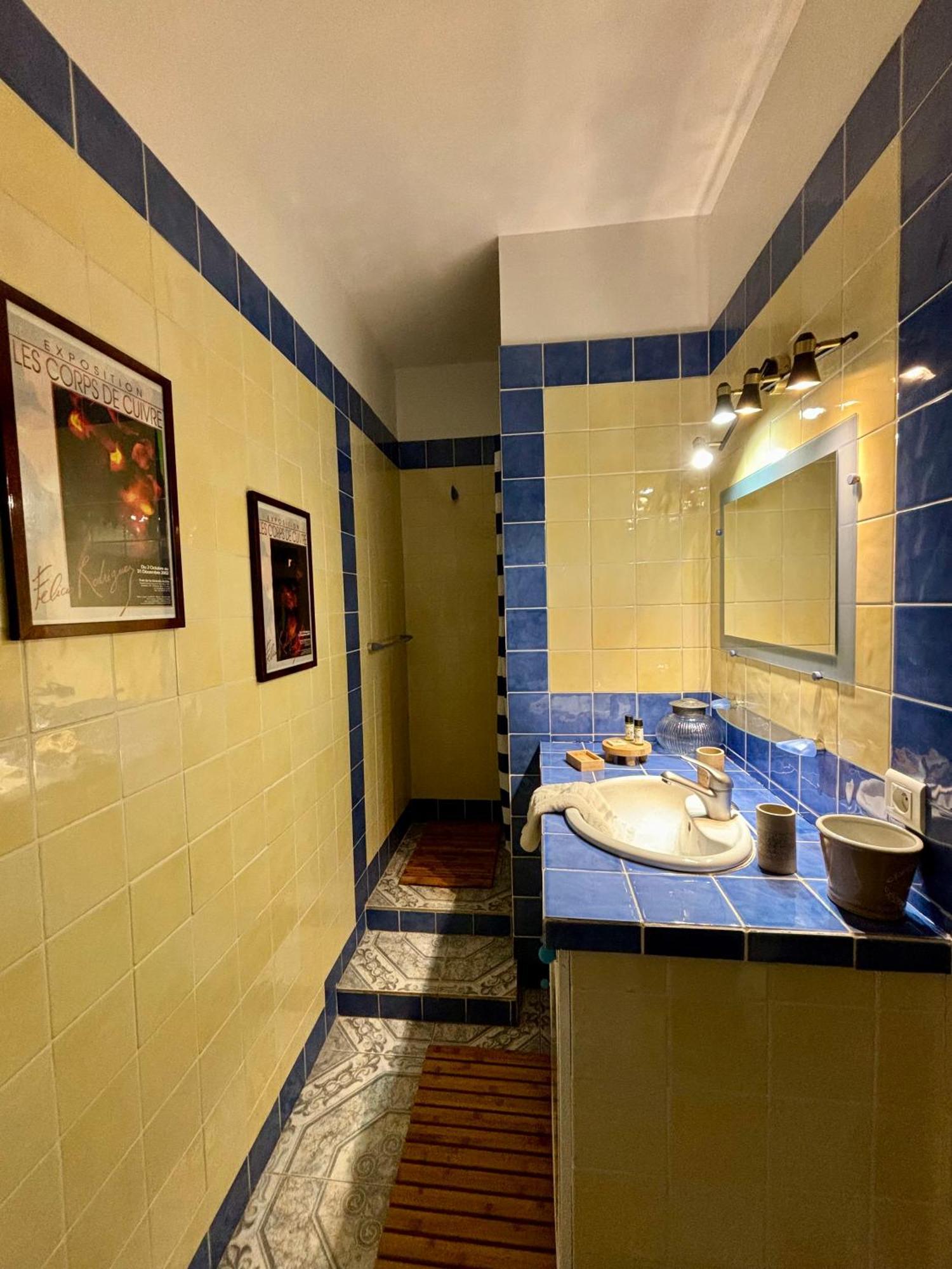 Mondragon Domaine Du Commandeur Bed & Breakfast エクステリア 写真